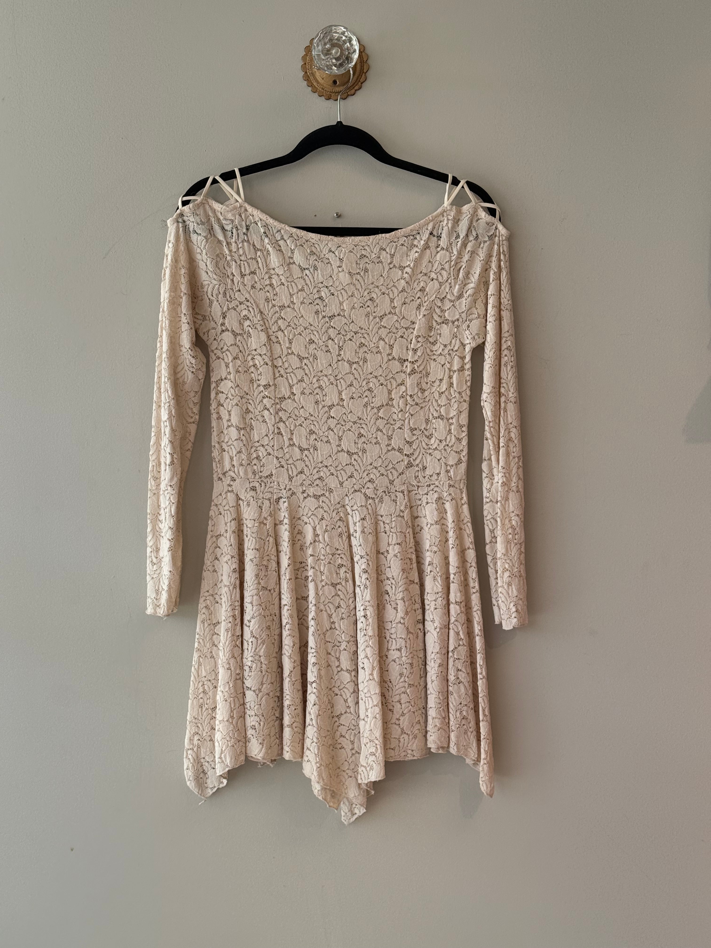 Intimately off-white lace dress