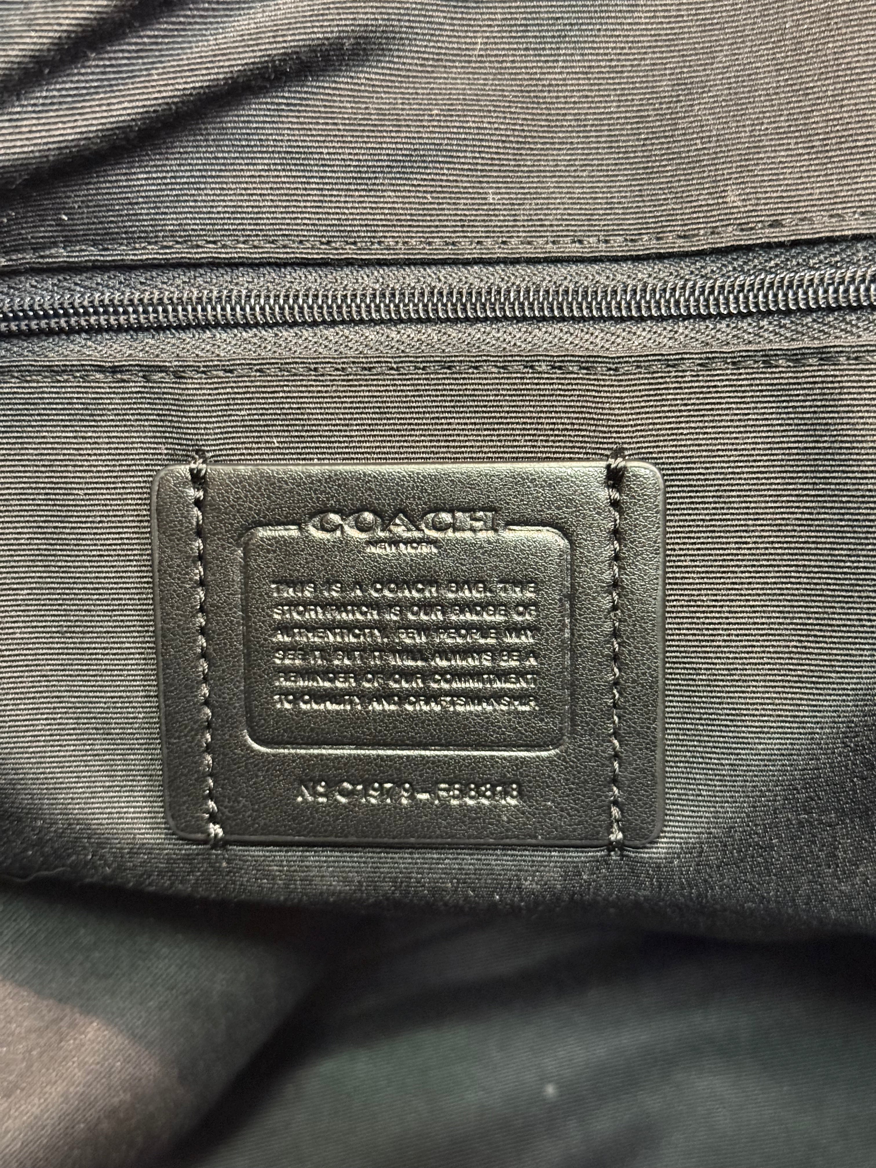 Coach NWOT signature tote