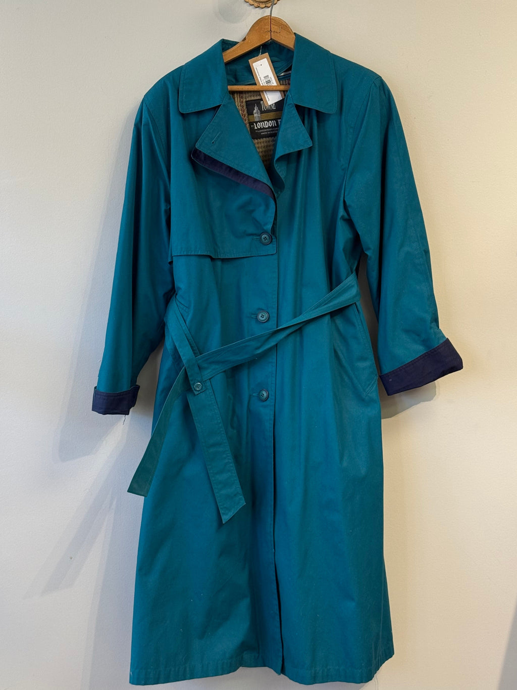 Towne London Fog teal vintage trenchcoat