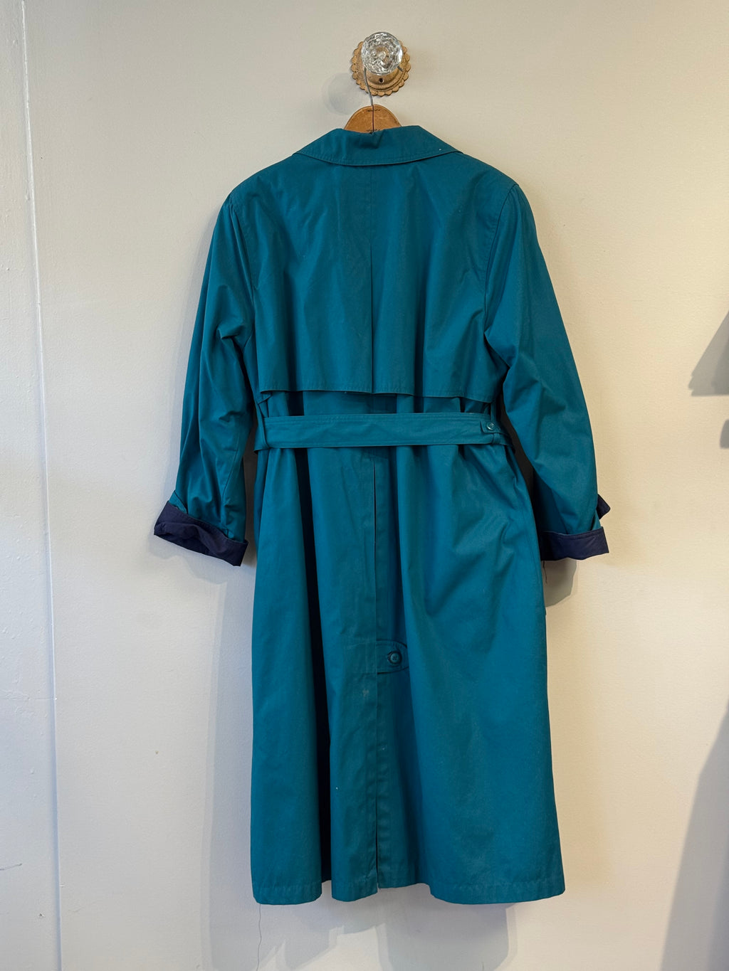 Towne London Fog teal vintage trenchcoat