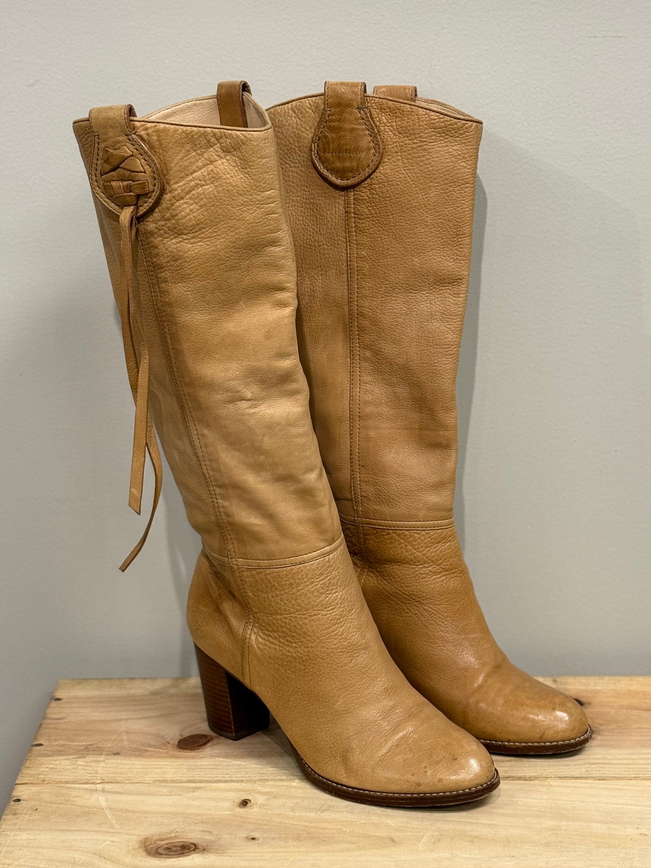 Coach soft tan leather heeled Selena boots