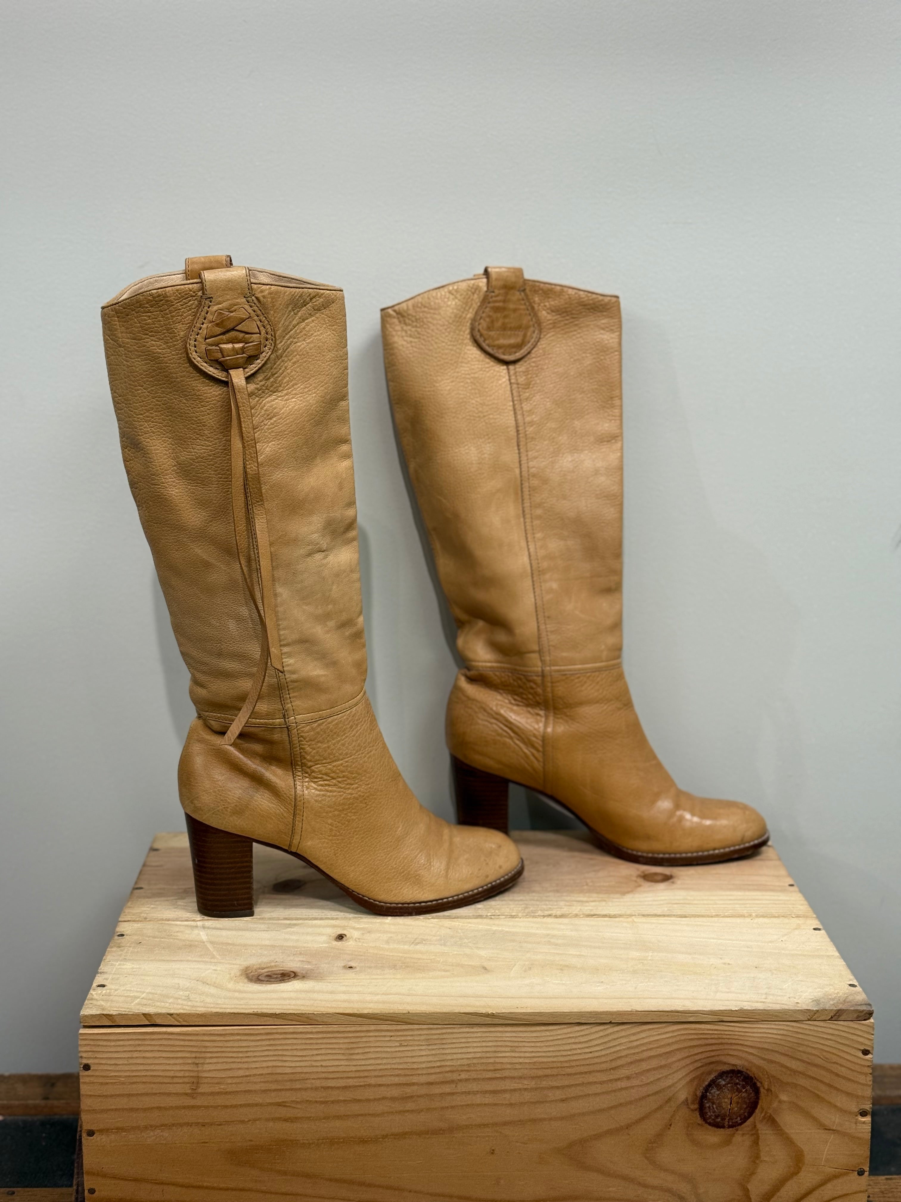 Coach soft tan leather heeled Selena boots