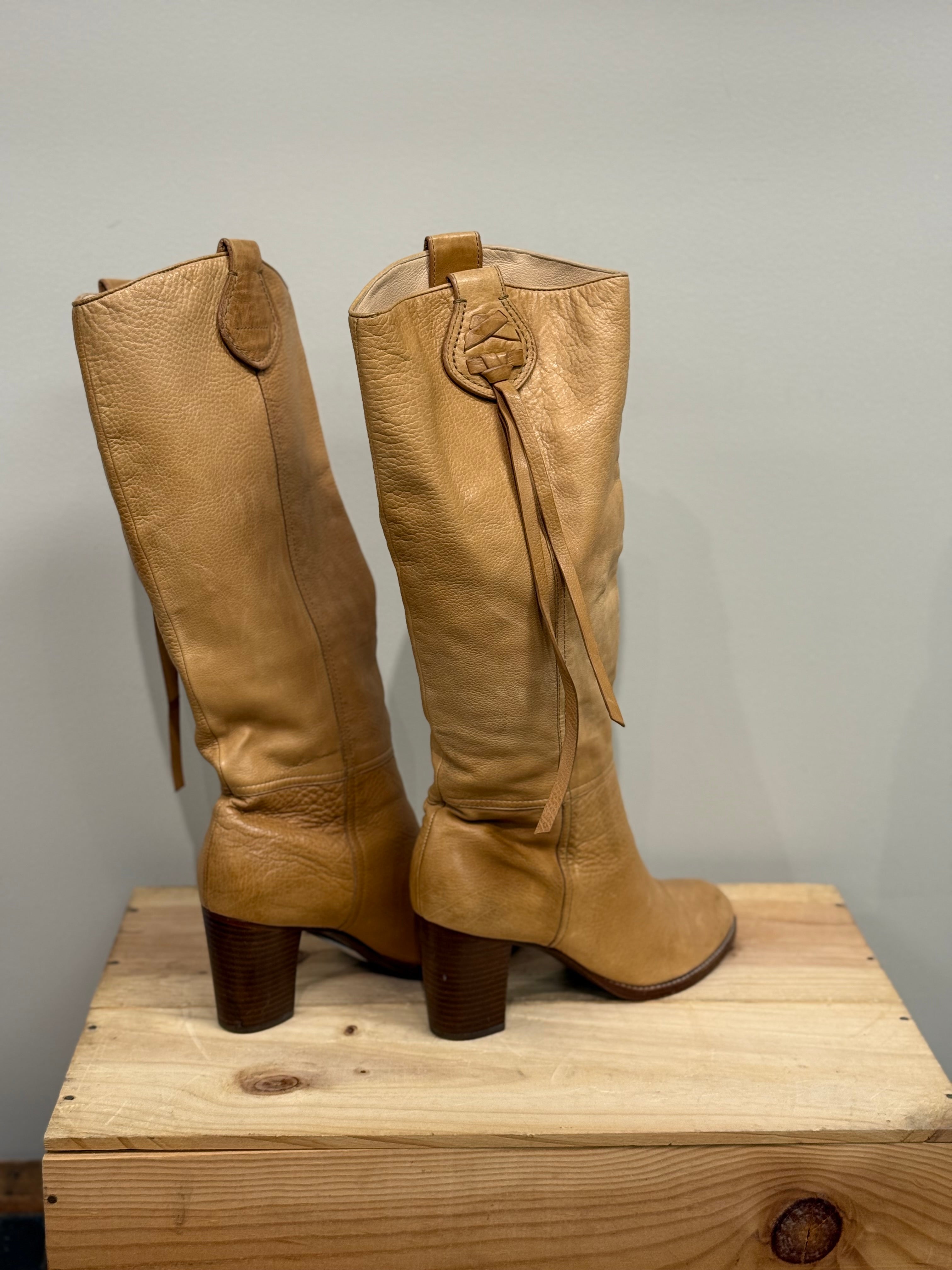 Coach soft tan leather heeled Selena boots