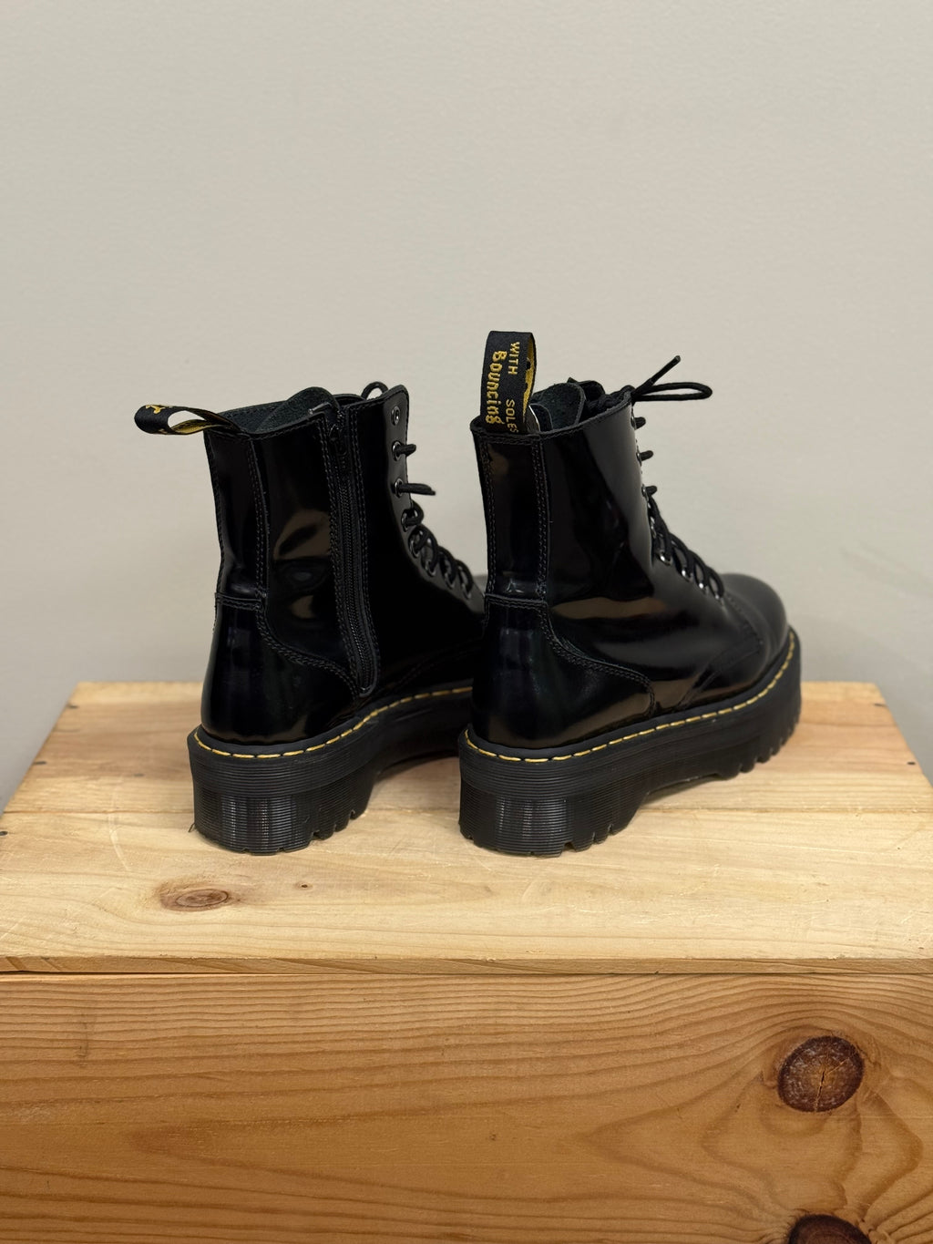 Air Wair patent platform Jadon Doc Martens