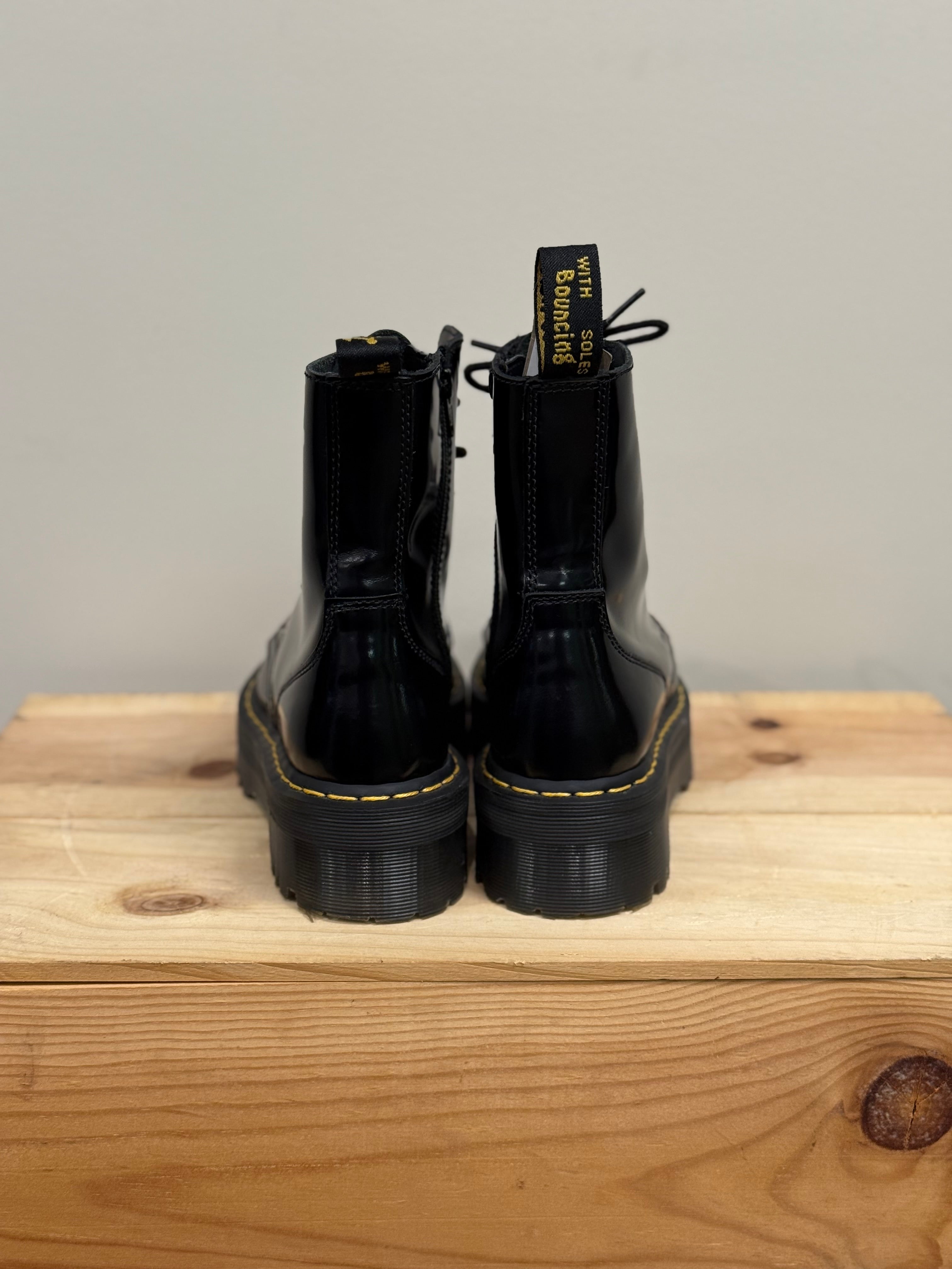 Air Wair patent platform Jadon Doc Martens