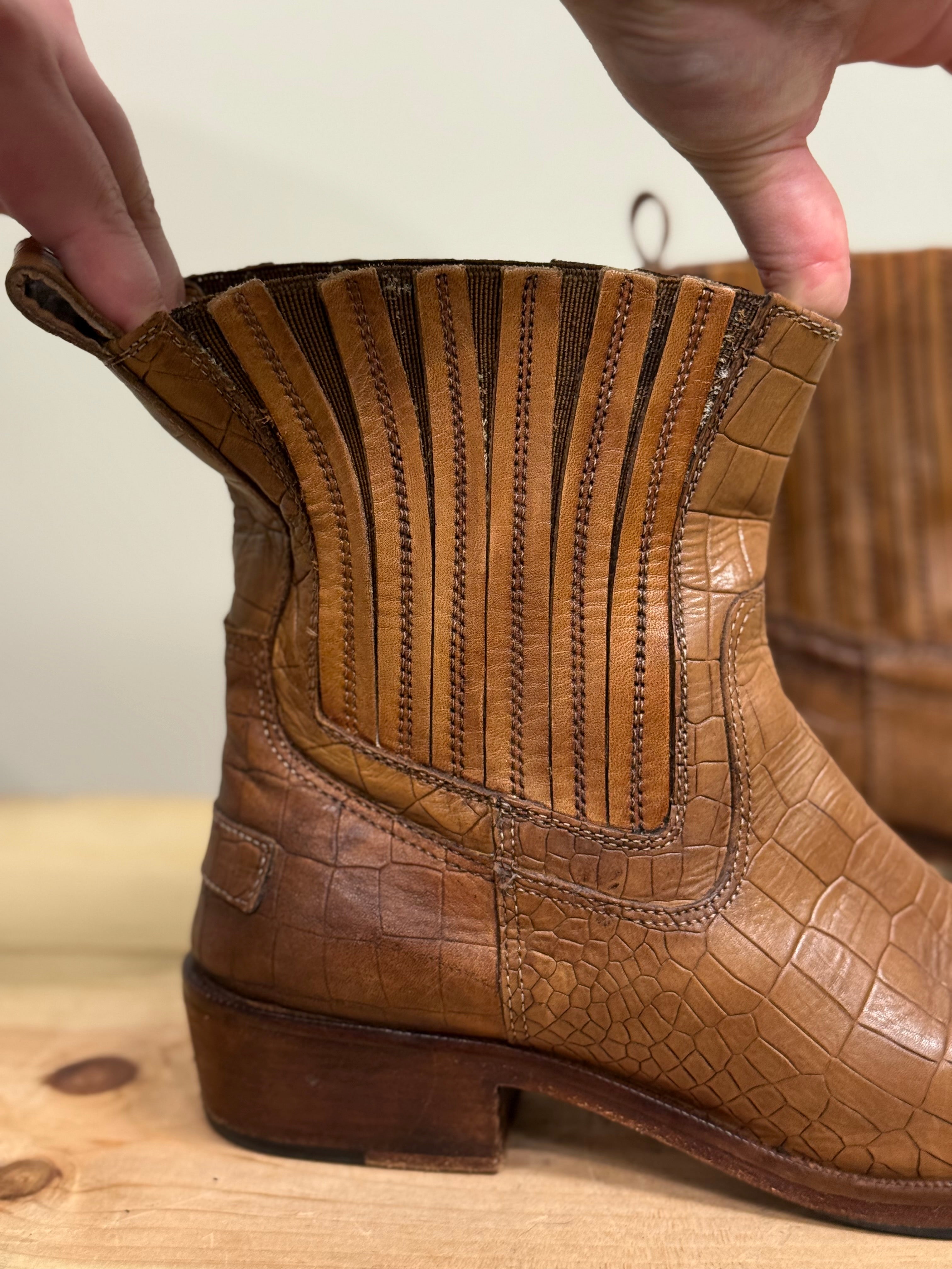 Vintage Foundry Co. leather ankle boots