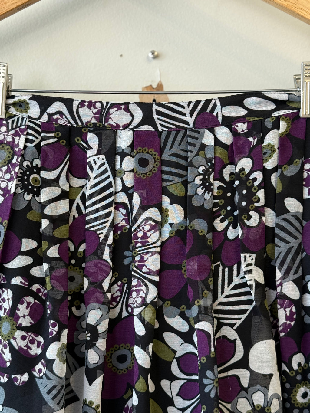 Notations purple pleated skirt